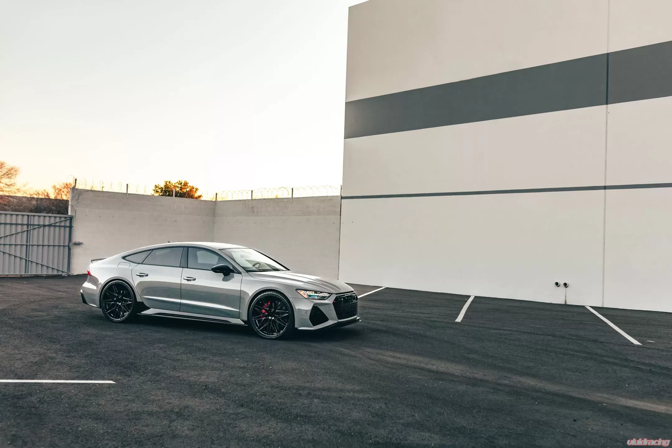 Audi RS 7 C8 Carbon Fiber Front Lip - Image 15