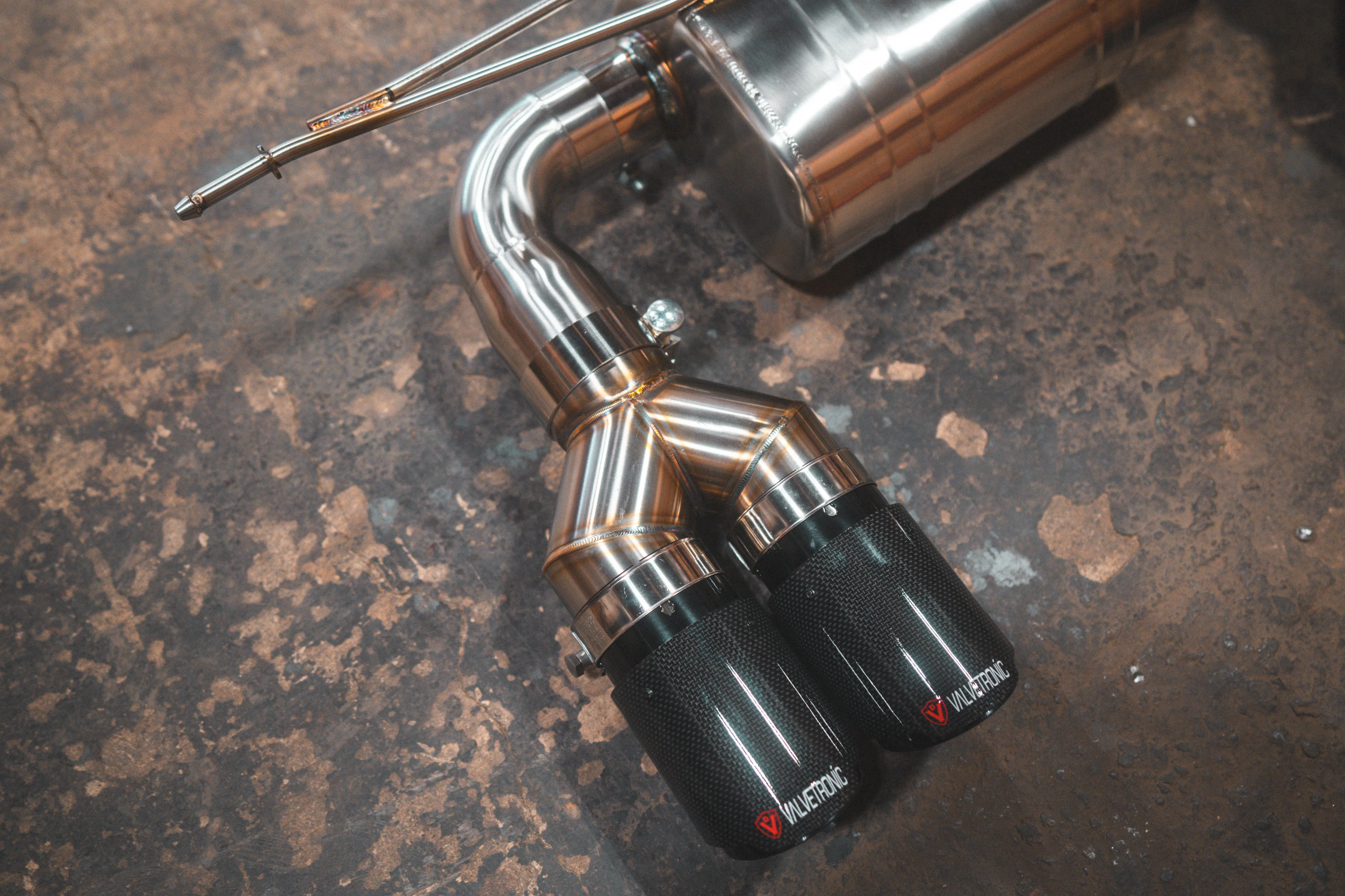 BMW M3 / M4 (2015-2020) Equal Length Valved Sport Exhaust System - Image 10