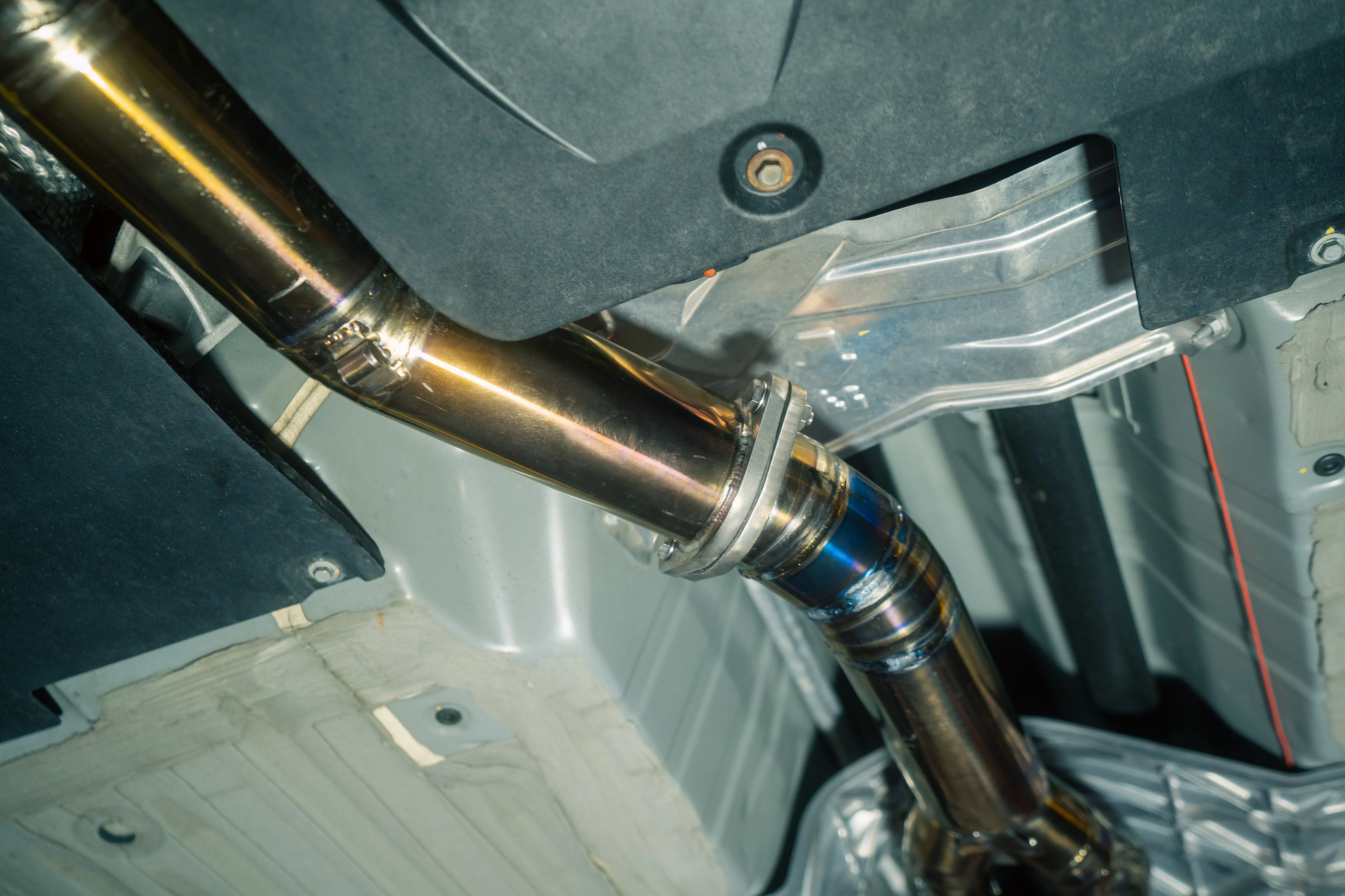 Nissan GT-R R35 Valved Sport Exhaust System - Image 31