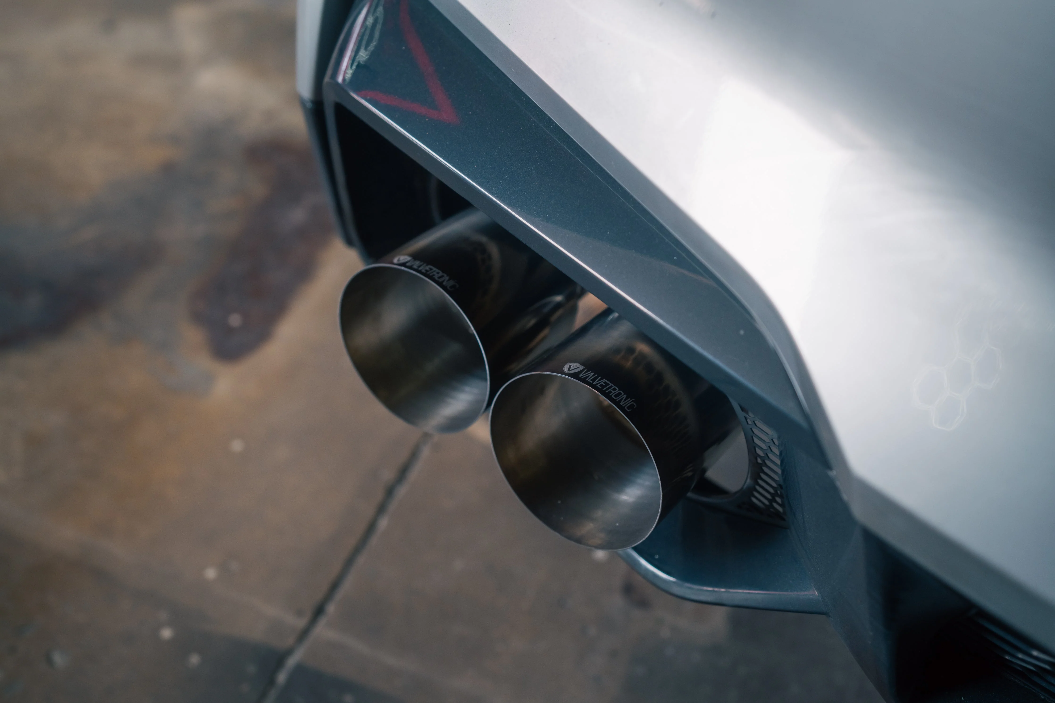 Nissan GT-R R35 Valved Sport Exhaust System - Image 43