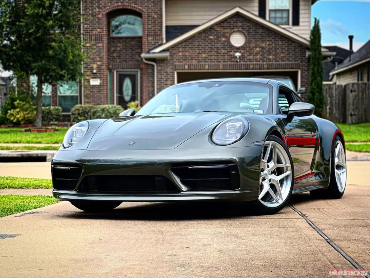 Porsche 992 Turbo / 992 Carrera D04 Wheel Package (Brushed) - Image 7