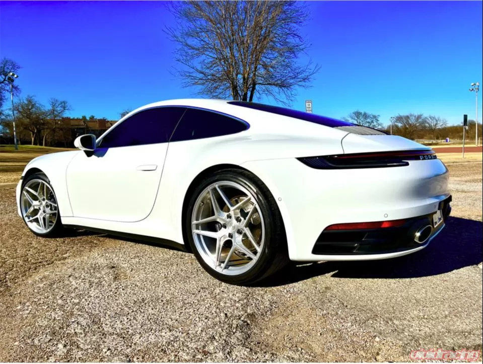Porsche 992 Turbo / 992 Carrera D04 Wheel Package (Brushed) - Image 9