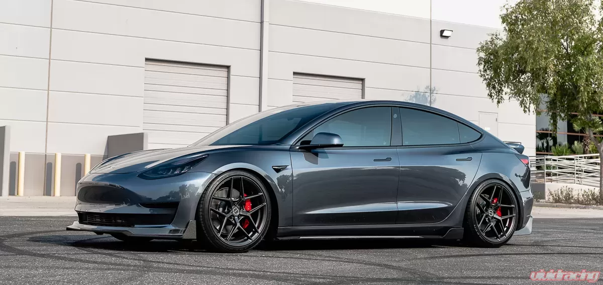 Tesla Model 3 Gloss Carbon Fiber Front Lip - Image 11