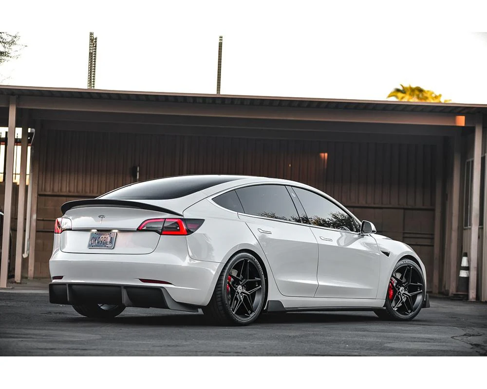 Tesla Model 3 Gloss Carbon Fiber Package - Image 23