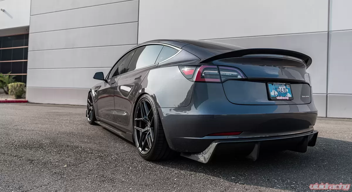 Tesla Model 3 Gloss Carbon Fiber Trunk Spoiler - Image 10