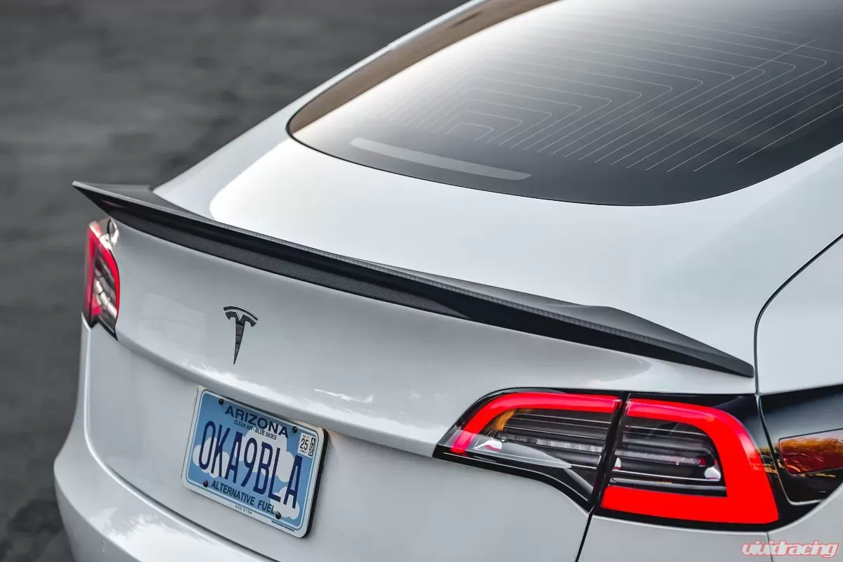 Tesla Model 3 Matte Carbon Fiber Trunk Spoiler - Image 9