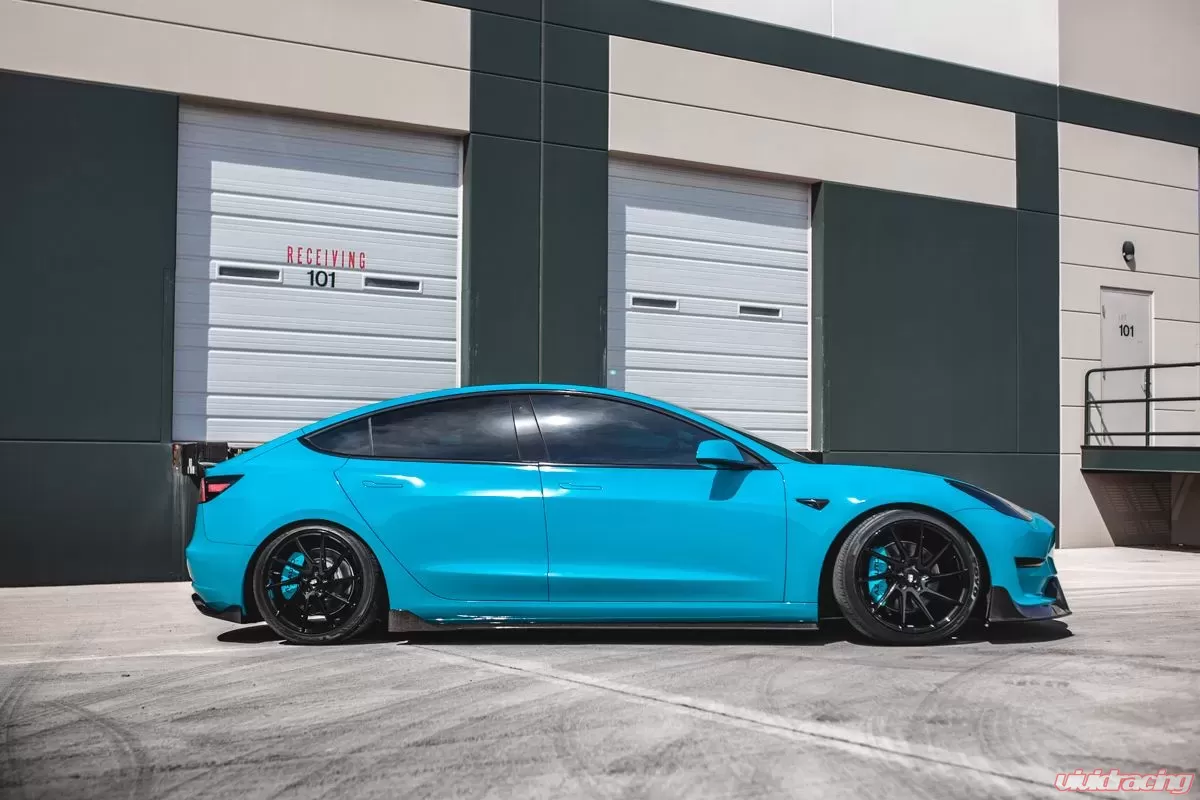 Tesla Model 3 SL Style Carbon Fiber Side Skirts - Image 4