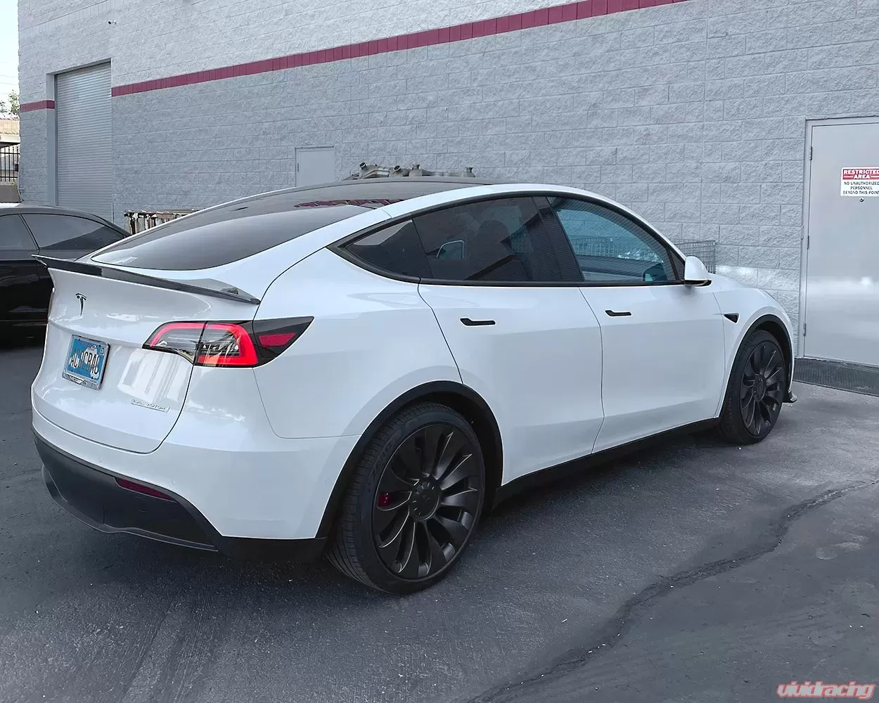 Tesla Model Y Carbon Fiber Rear Trunk Spoiler - Image 8